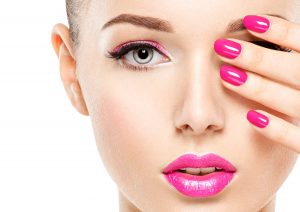 Beautiful-model-Pink-nails-pink-lipstick-and-eye-shadow